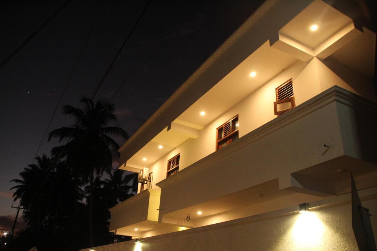 Guesthouse Bodensee Hikkaduwa Bagian luar foto